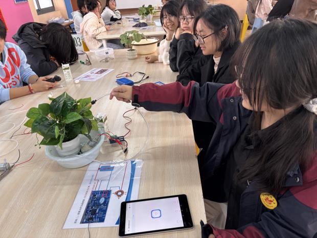 植物智能浇灌实验