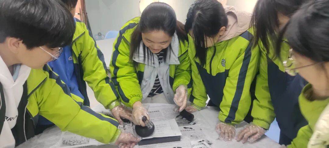 133158e70ed843a4a240cd433ebd4e54