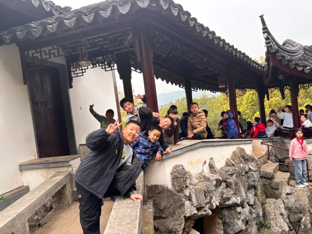 93b1539d88d6e629ce33f4a6e342ef33